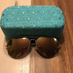 Aviator sunglasses, case included